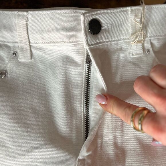 Mason & Belle Ardette Raw Hem Silver Studded Denim Shorts in White. Size 6. NWT! - Picture 8 of 15